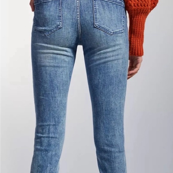 Anthropologie High Rise Denim Jeans. Size 29 - Picture 3 of 9